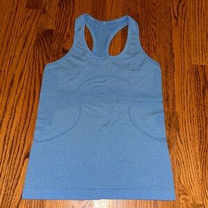 Lululemon swiftly tech racer back tank top size 6 light blue